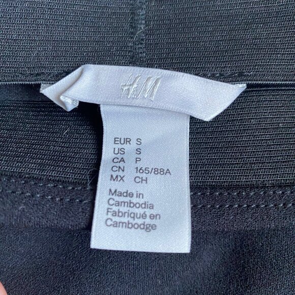 H&M Top - Picture 5 of 6